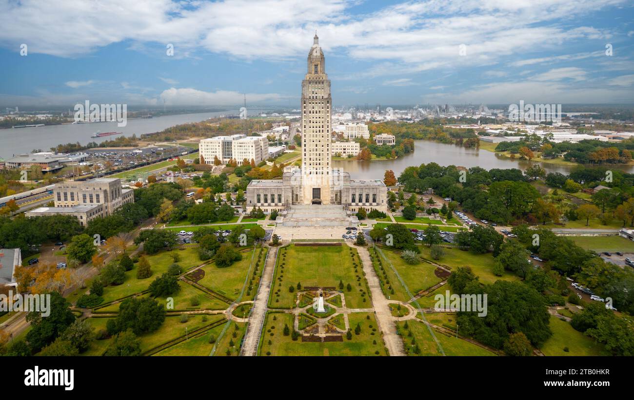 Baton Rouge, LOUISIANA - 1° dicembre 2023: Edificio del Campidoglio della Louisiana nel centro di Baton Rouge Foto Stock