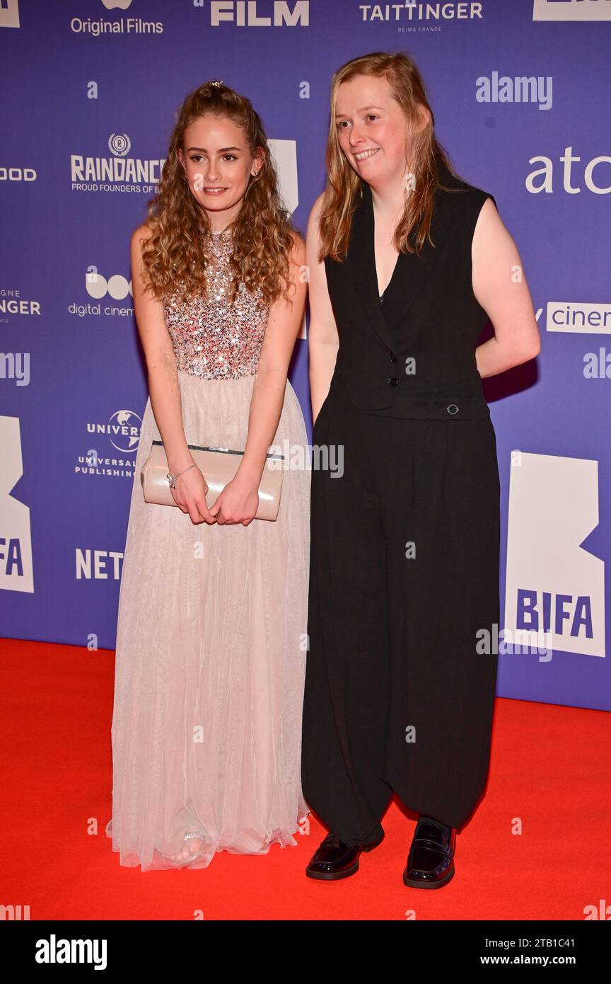 Londra, Regno Unito. 3 dicembre 2023. Lola Campbell e Charlotte Regan partecipano al 26° British Independent Film Awards 2023 all'Old Billingsgate, Londra, Regno Unito. Foto Stock