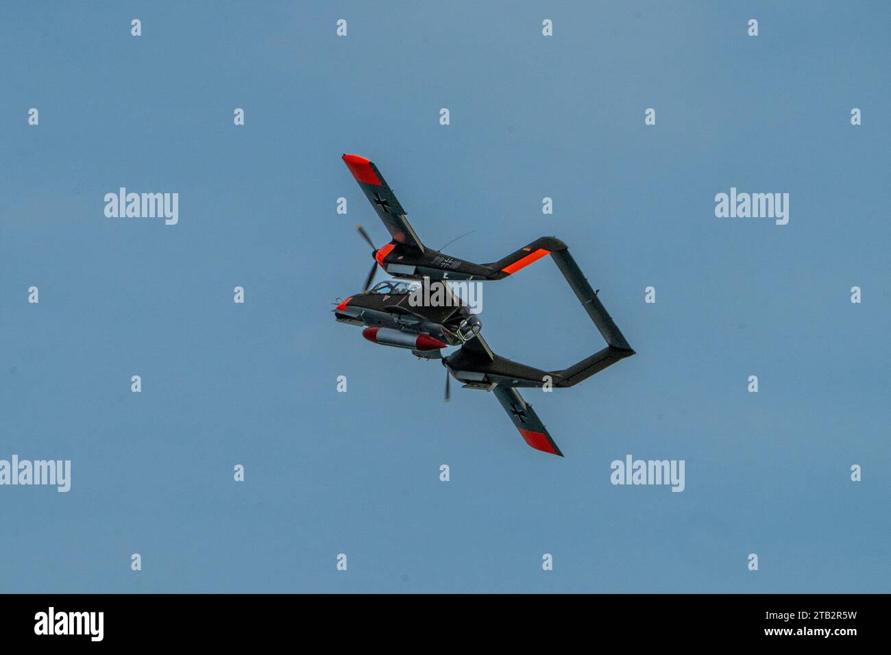 Bournemouth, Regno Unito - 1 settembre 2023: Bournemouth Air Festival Bronco Demo Team - OV-10 Bronco Foto Stock