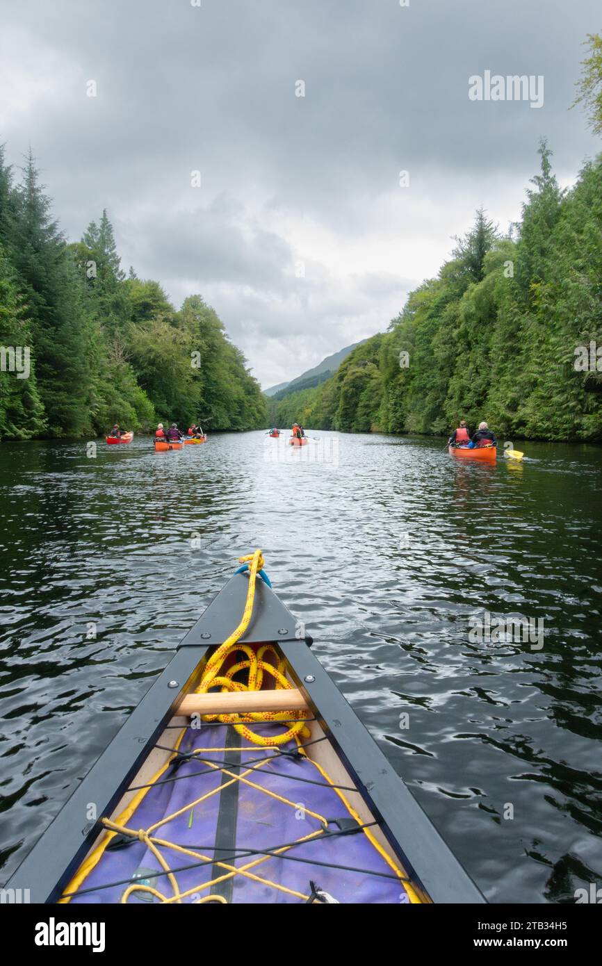 Great Glen Canoe Trail - canoa sul Caledonian Canal sulla Great Glen Way, Scozia, Regno Unito Foto Stock