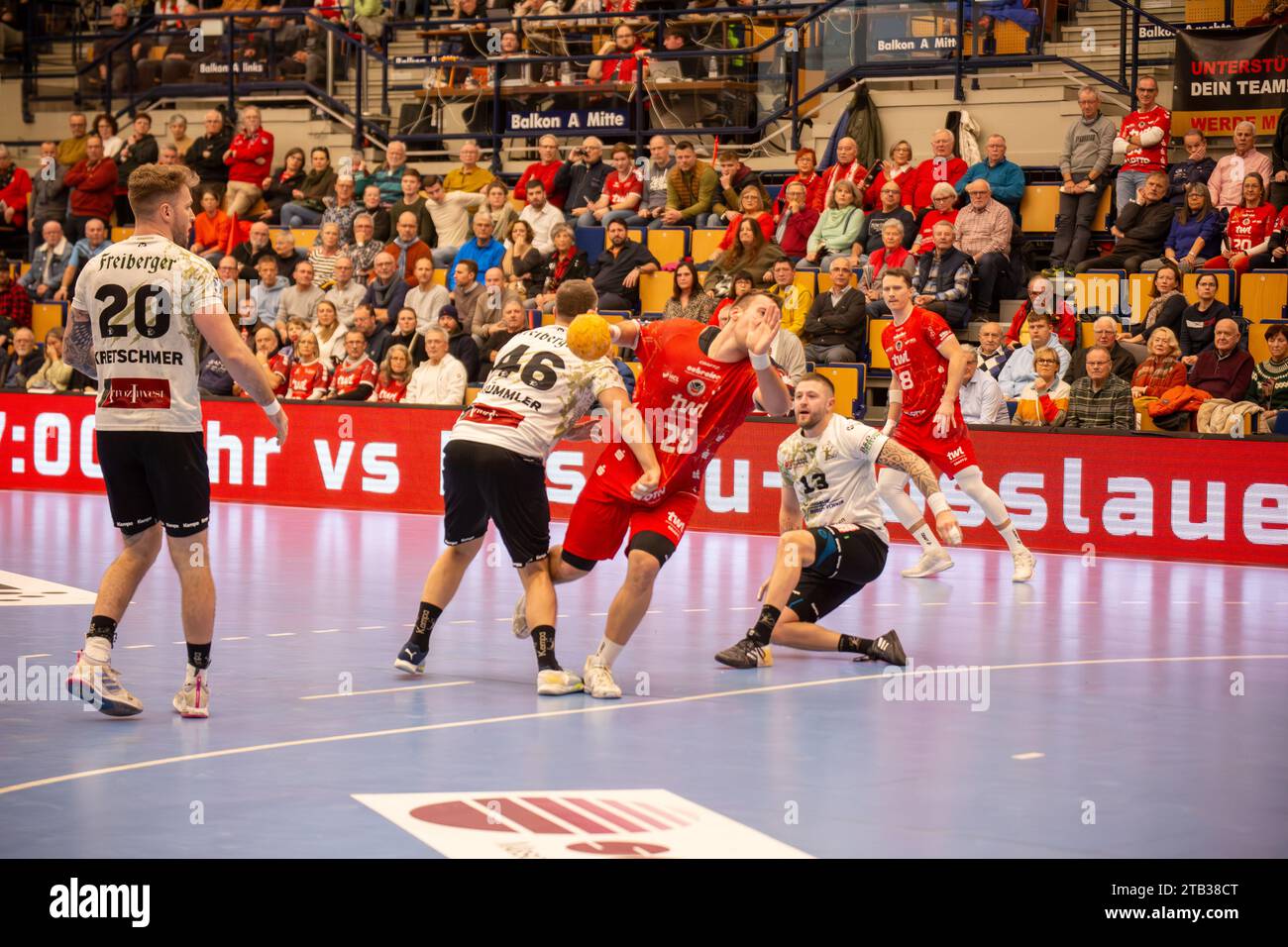Spielszene Eulen Ludwigshafen gegen HC Elbflorenz 2006 (2. Handballbundesliga; supporto 31:29) Foto Stock
