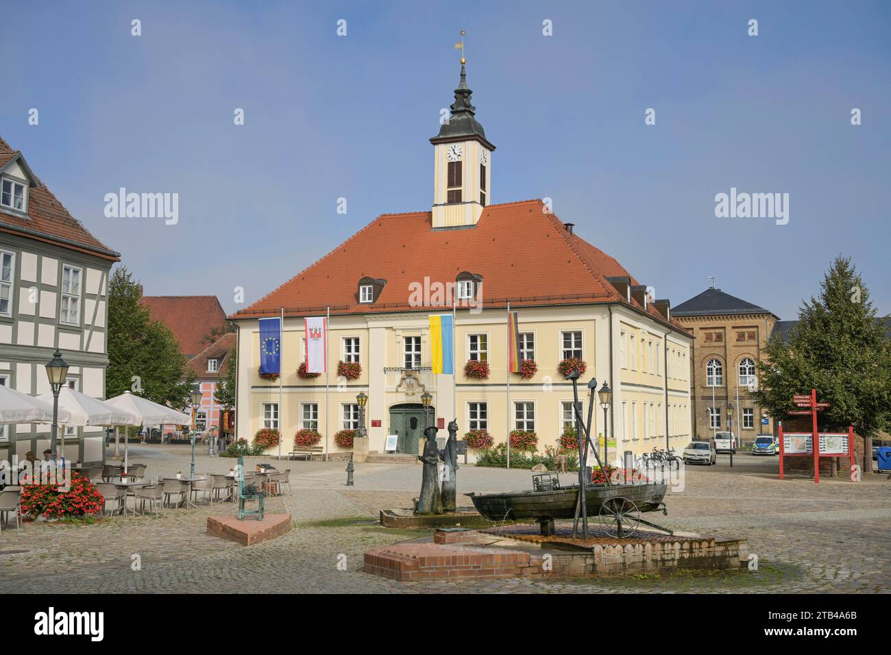 Municipio della città vecchia, Piazza del mercato, Angermuende, Brandeburgo, Germania Foto Stock