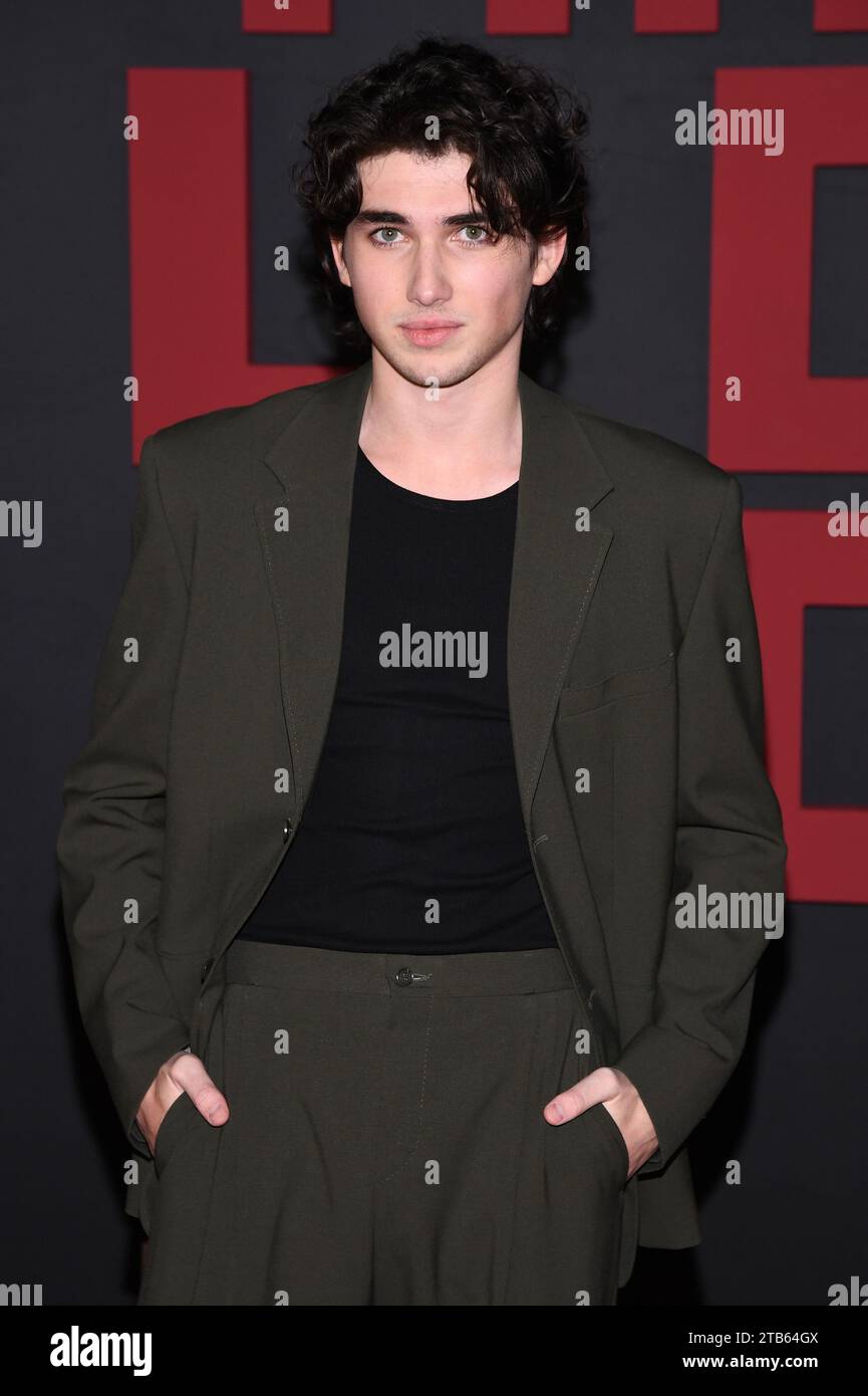 New York, USA. 4 dicembre 2023. Charlie Evans partecipa a Leave the Work Behind Red carpet di Netflix al Paris Theatre, New York, New York, 4 dicembre 2023. (Foto di Anthony Behar/Sipa USA) credito: SIPA USA/Alamy Live News Foto Stock