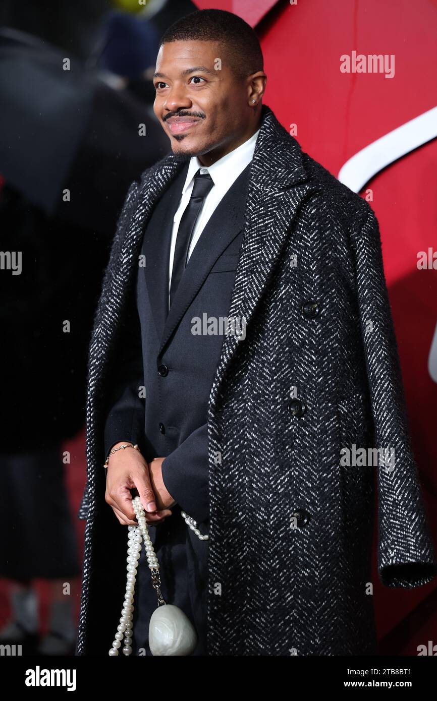 Londra, Regno Unito. 4 dicembre 2023. Lo stilista ed editore di moda Corey Stokes arriva ai Fashion Awards 2023, Royal Albert Hall, Londra. Credito: Isabel Infantes/EMPICS/Alamy Live News Foto Stock