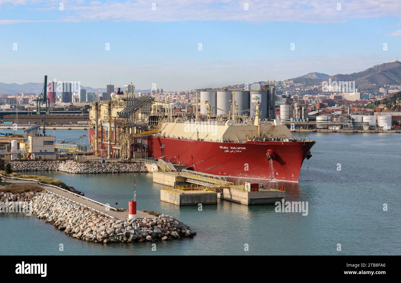 Nave cisterna GNL "Milaha Ras Laffan" (ex Maersk Ras Laffan), PRONAV LNG (trasporto di gas naturale liquefatto), terminal di esportazione GNL di Barcellona Enagas Foto Stock