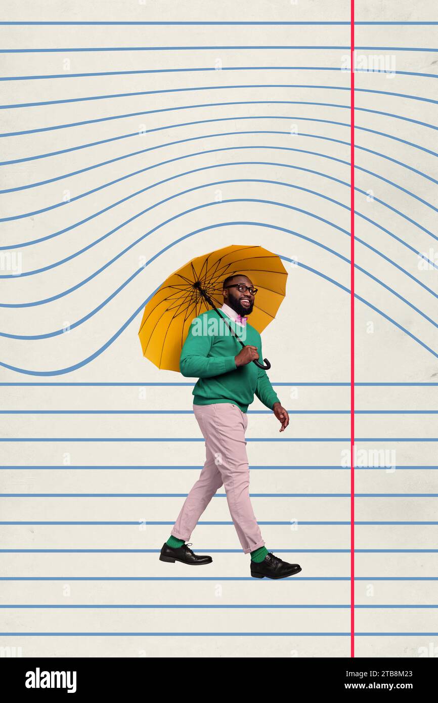 Poster collage creativo di simpatici uomini che camminano tengono ombrello linee di carta piovose copybook notebook pagine a righe rivista metafora del surrealismo Foto Stock
