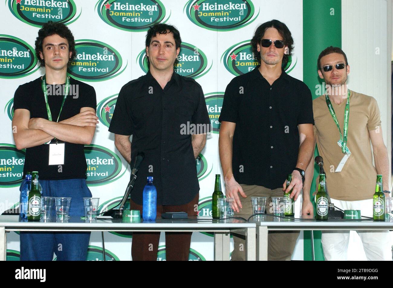 Imola Italia 2002-06-15 : il gruppo Afterhours, Dario Ciffo, Manuel Agnelli, Giorgio Prette e Andrea viti, durante la conferenza stampa all'Heineken Jammin Festival 2002 Foto Stock
