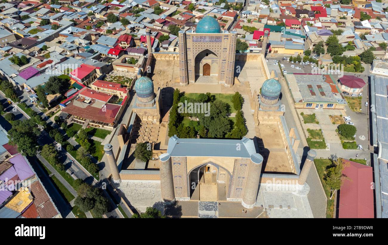 Vista aerea della Moschea Bibi-Khanym a Samarcanda in Uzbekistan Foto Stock