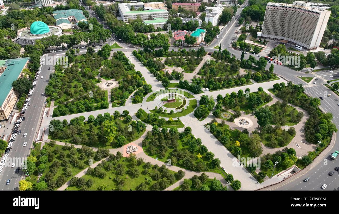 Tashkent, Uzbekistan - 24 maggio 2022: Veduta aerea di Piazza Amir Timur a Tashkent Uzbekistan Foto Stock