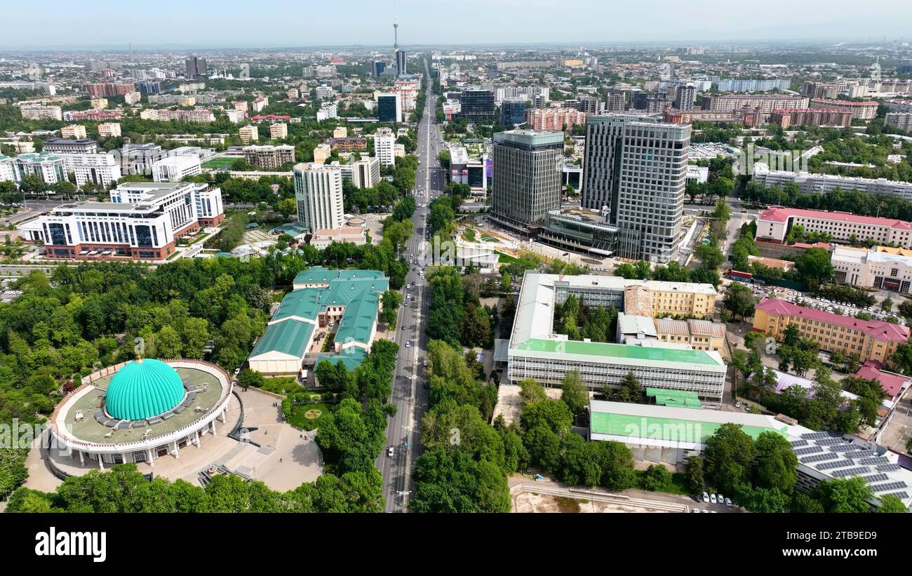 Tashkent, Uzbekistan - 24 maggio 2022: Veduta aerea di Piazza Amir Timur a Tashkent Uzbekistan Foto Stock