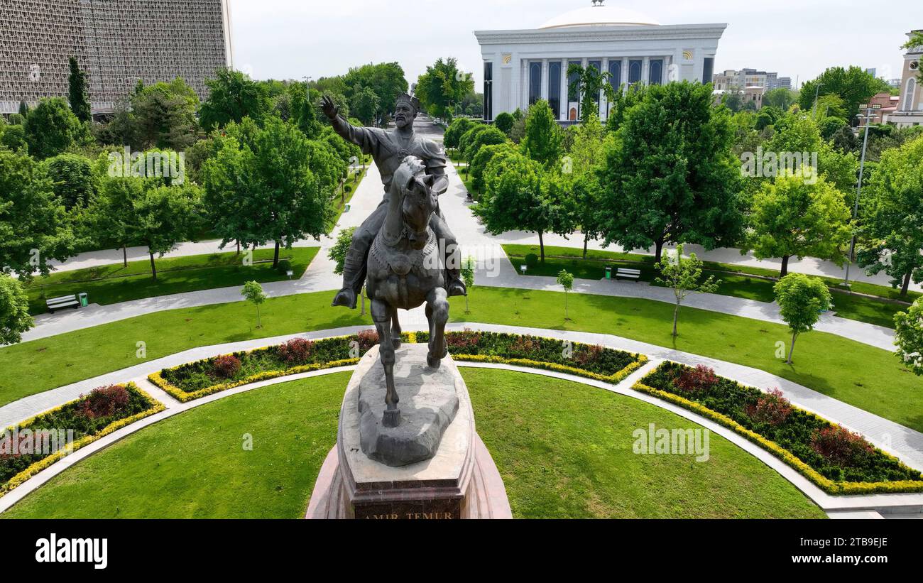 Tashkent, Uzbekistan - 24 maggio 2021: Veduta aerea di Piazza Amir Timur a Tashkent Uzbekistan Foto Stock
