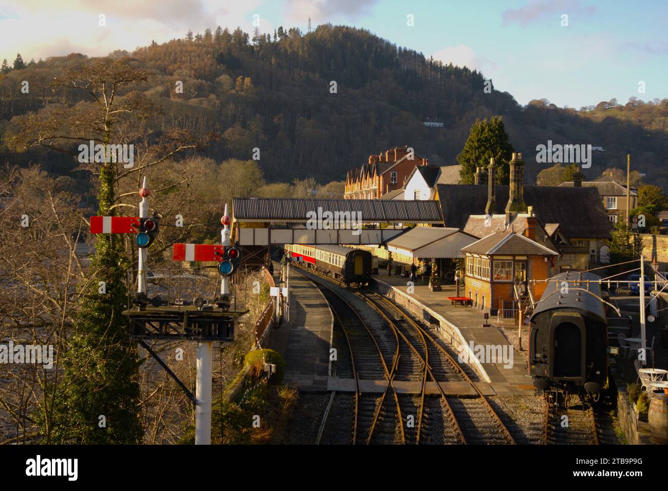 La stazione di Llangollen Steam Railway a Llangollen, Denbighshire WALES UK Foto Stock