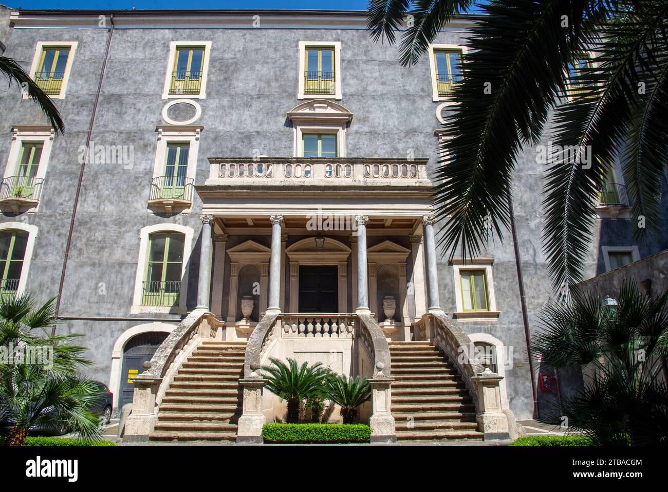 Edificio storico monumentale a Catania, Sicilia, Italia Foto Stock