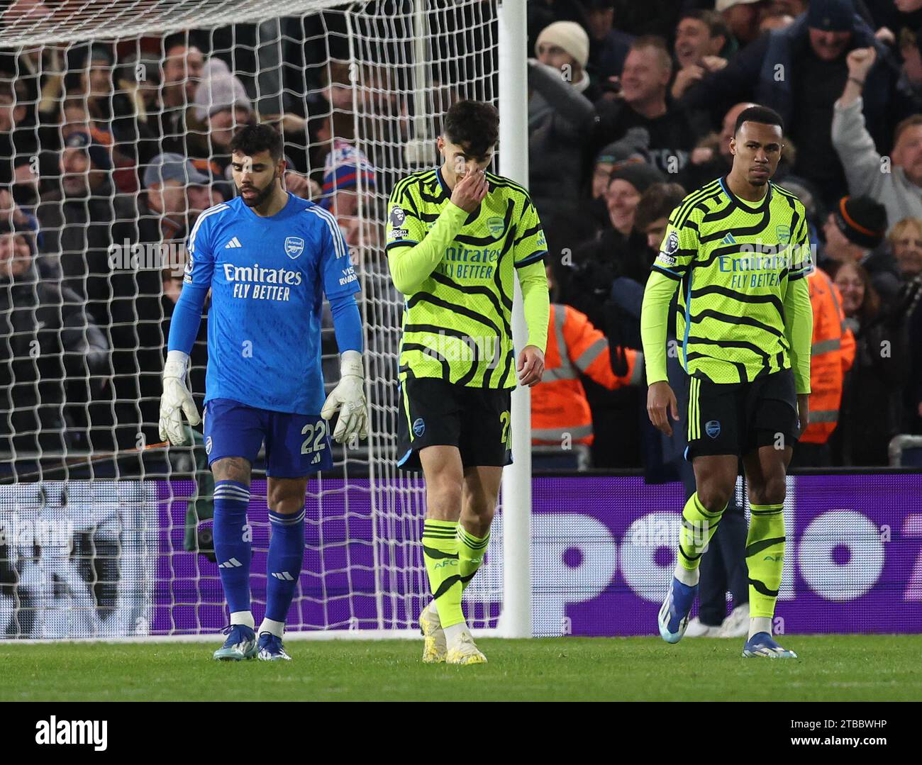 Luton, Regno Unito. 5 dicembre 2023. David Raya dell'Arsenal sembra espulso durante la partita di Premier League a Kenilworth Road, Luton. Il credito fotografico dovrebbe leggere: David Klein/Sportimage credito: Sportimage Ltd/Alamy Live News Foto Stock