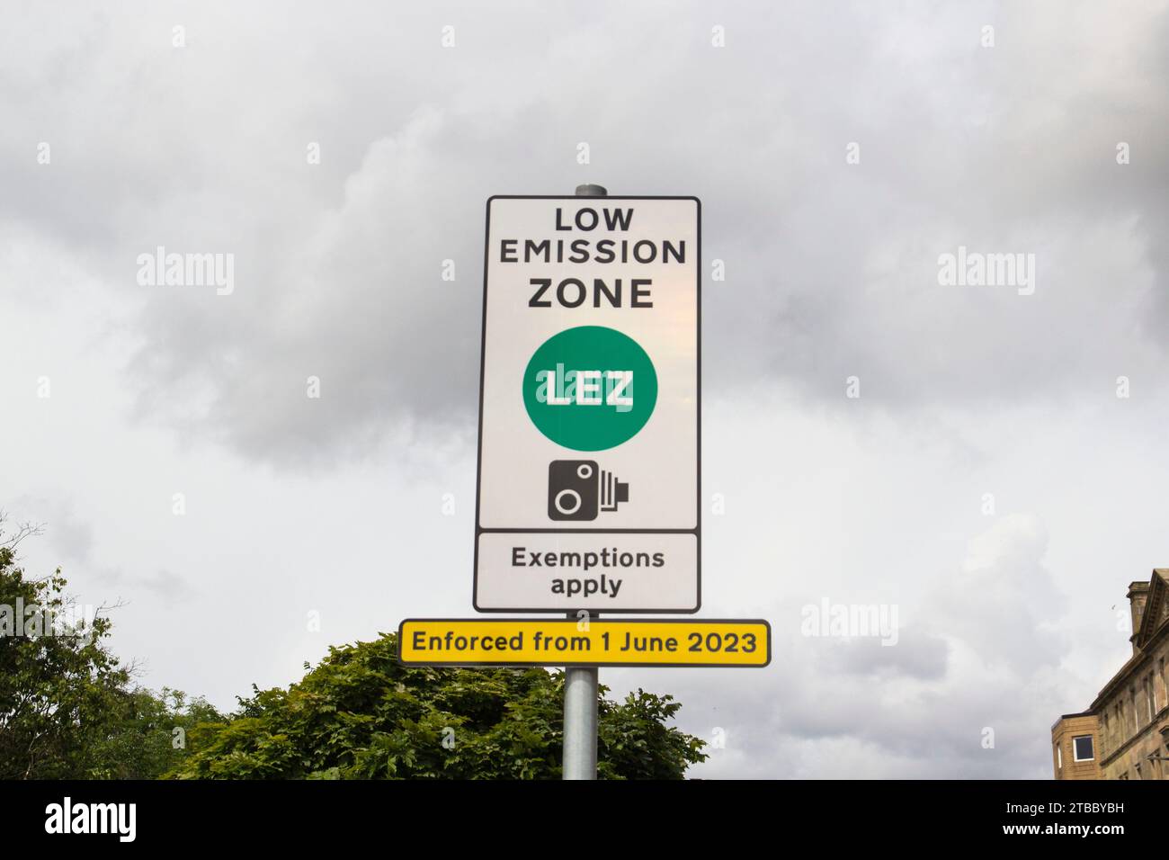 LEZ Sign o Low Emission zone nel centro di Glasgow Foto Stock