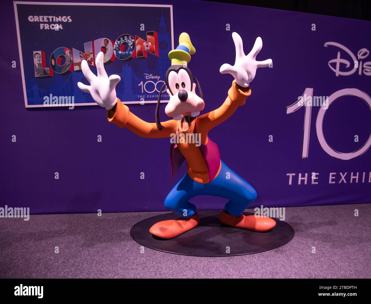 La scultura di Pippo da Disney in un museo a Londra, Regno Unito Foto Stock