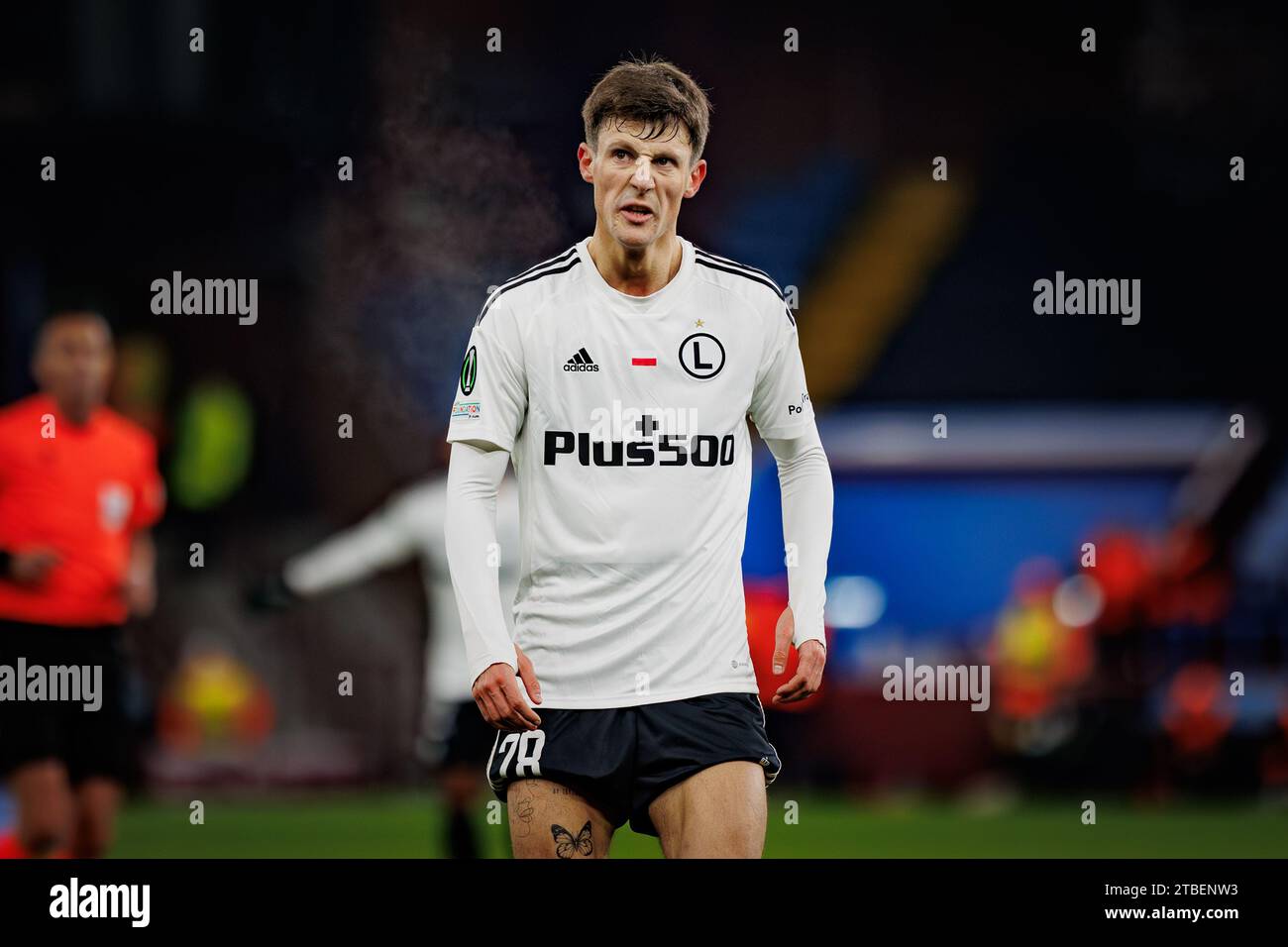 Marc Gual durante la partita di UEFA Europa Conference League 23/24 tra Aston Villa FC e Legia Warszawa a Villa Park, Birmingham, Regno Unito. (Mac Foto Stock