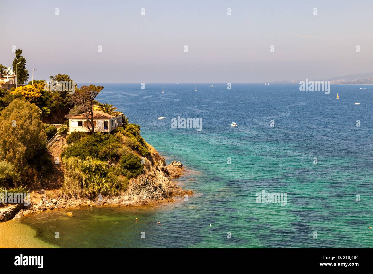 Villa sul Mar Mediterraneo. Corsica, Francia Foto Stock