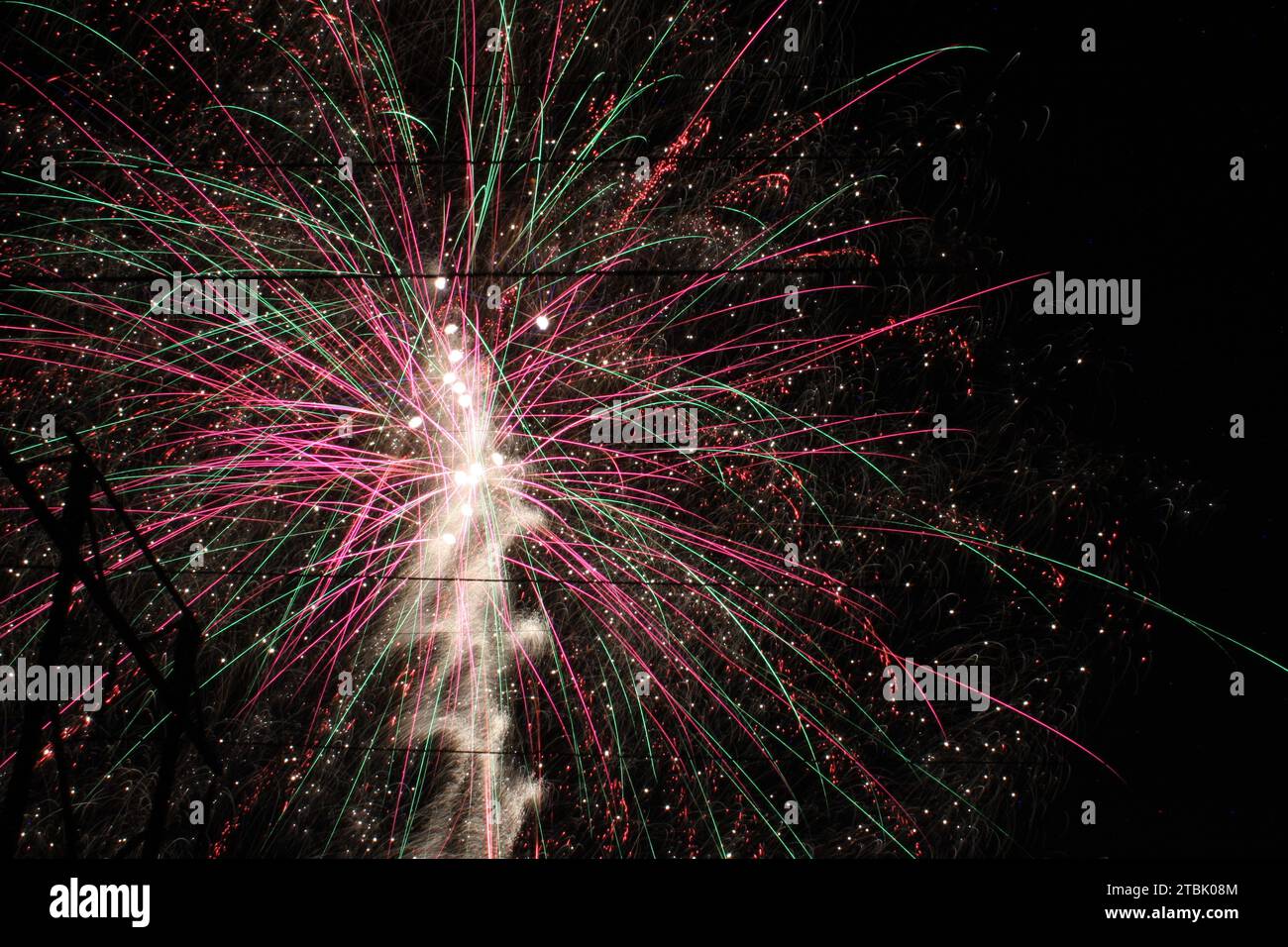 I fuochi d'artificio di Capodanno Foto Stock