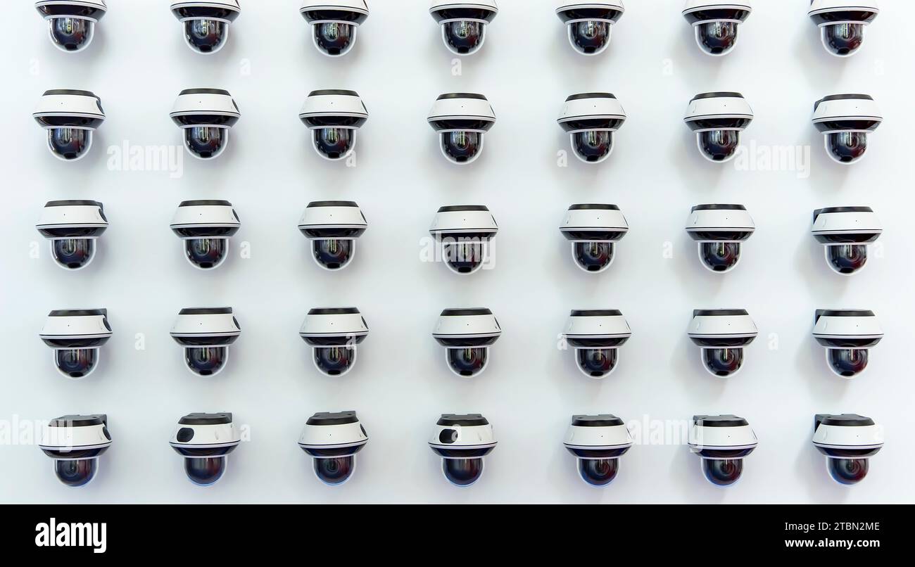 Raccolta di diverse telecamere elettroniche di controllo, registrazione e ispezione. Protezione della proprietà tecnologia del sistema Foto Stock