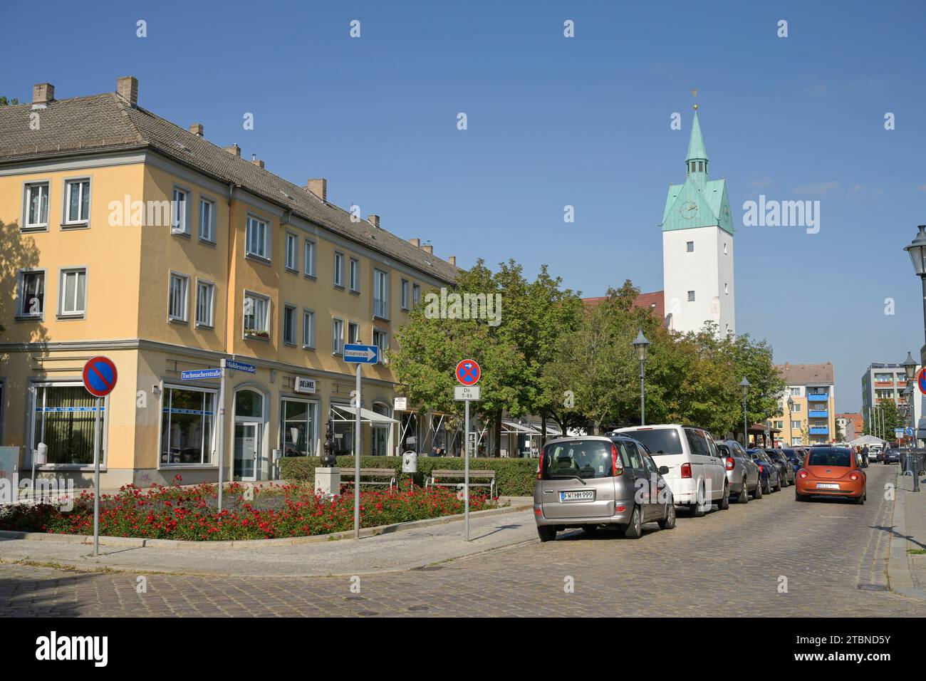 Straßenszene, Mühlenstraße, Altstadt, Fürstenwalde, Landkreis Oder-Spree, Brandeburgo, Deutschland Foto Stock