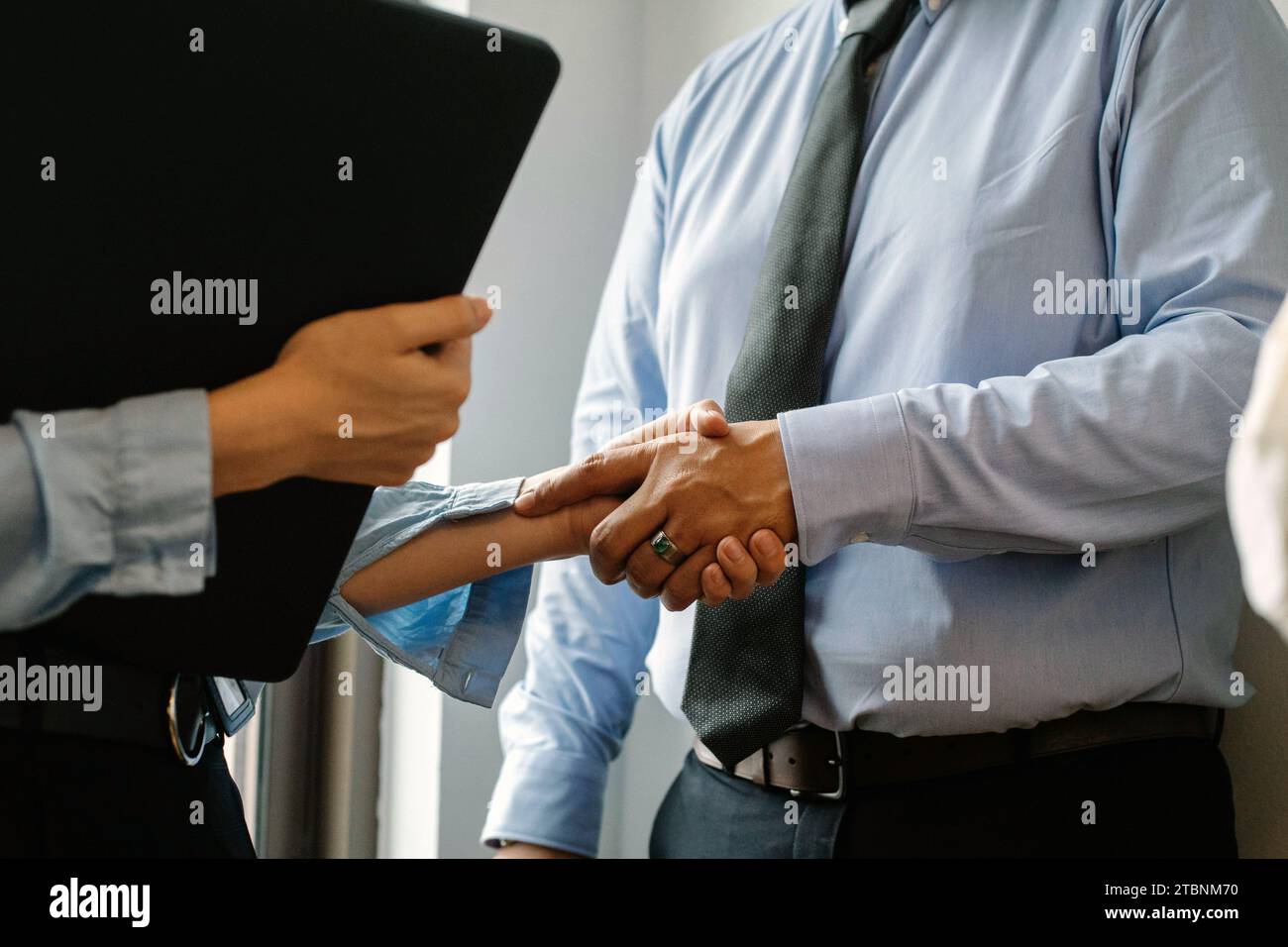 Handshake Close View background. Accordo d'affari, concetto d'accordo Foto Stock