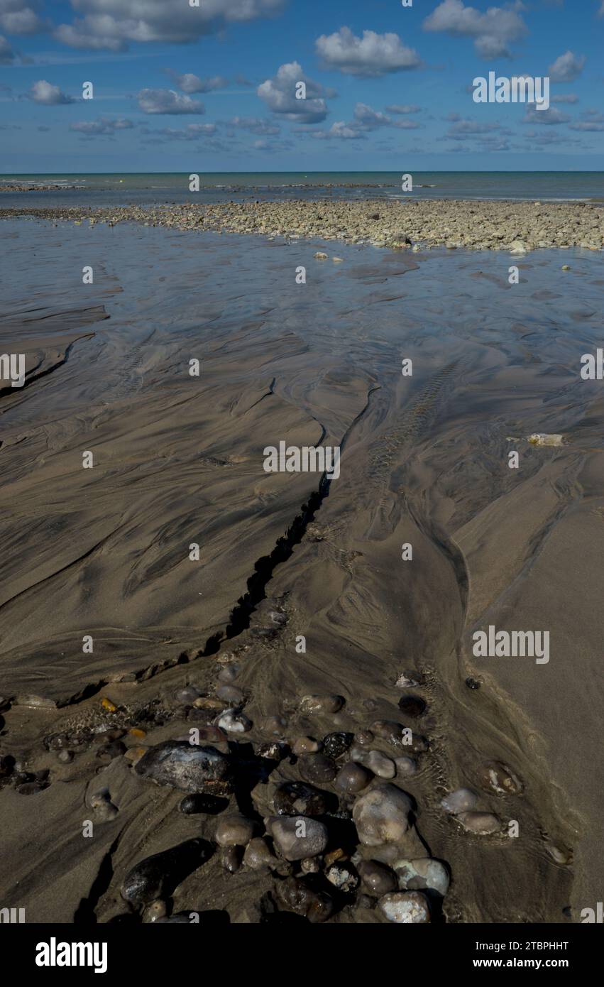 Spiaggia di Saint-Valery-en-Caux in estate, Normandia, Francia Foto Stock
