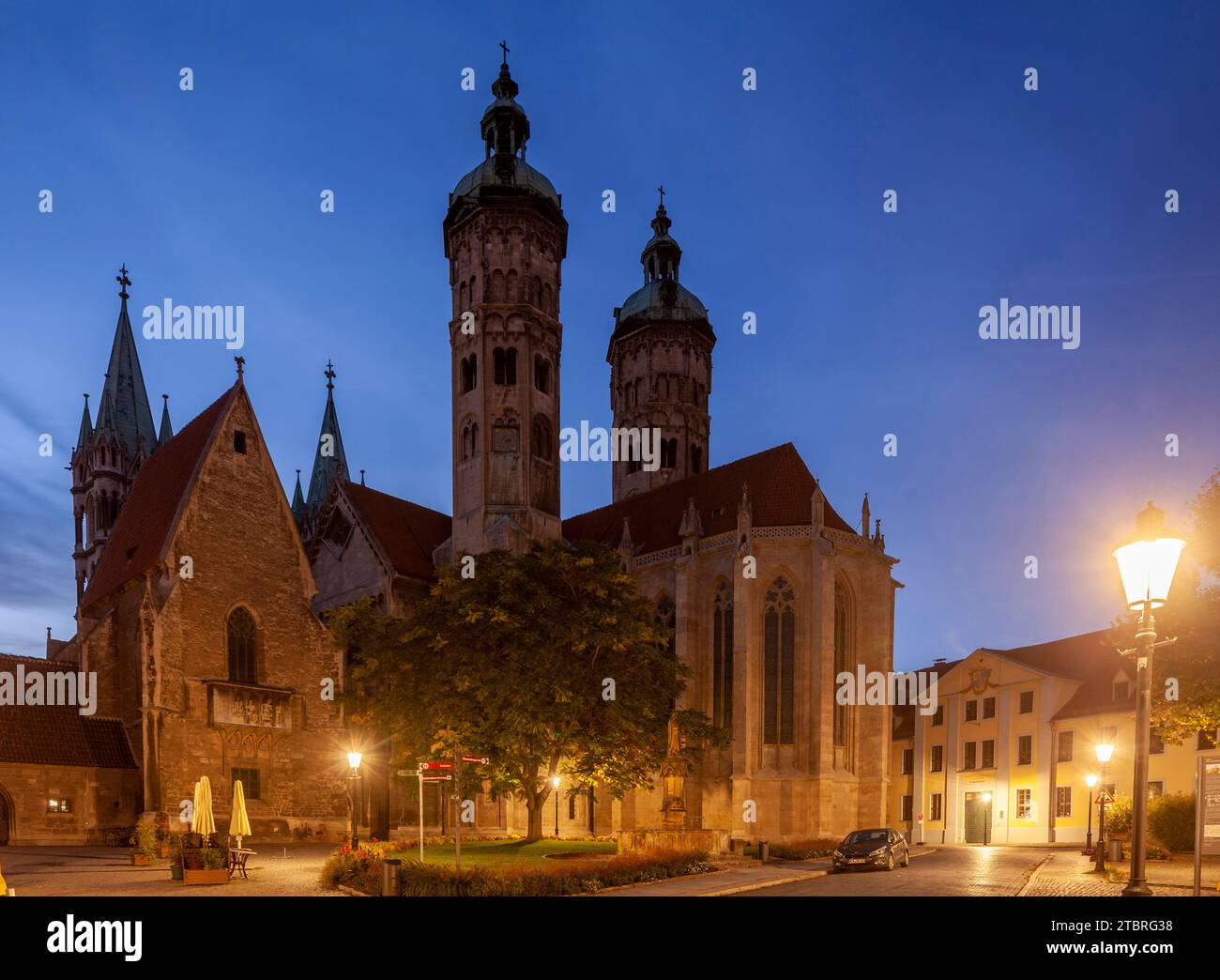 Cattedrale di Naumburg di St Pietro e Paolo al tramonto, Naumburg, Sassonia-Anhalt, Germania, Europa Foto Stock