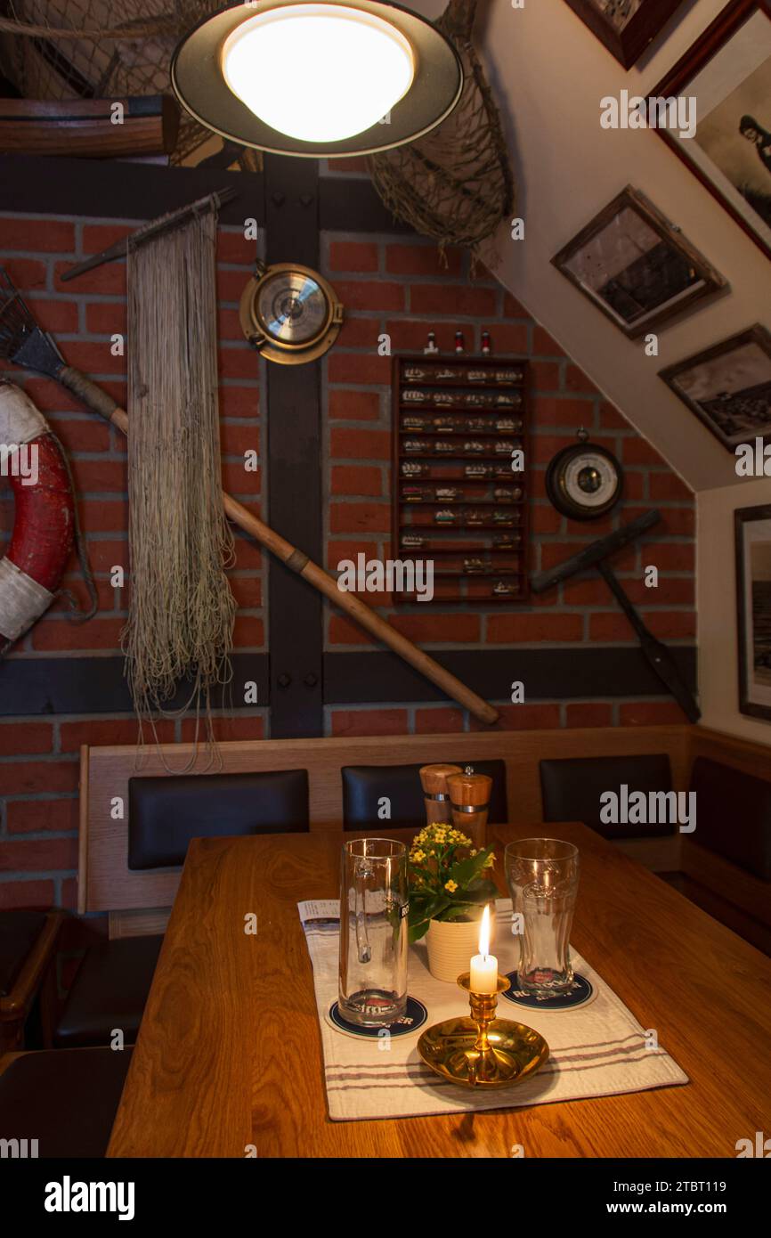 Germania, Meclemburgo-Pomerania occidentale, isola di Usedom, Koserow, affumicatoio di pesce, vista interna Foto Stock