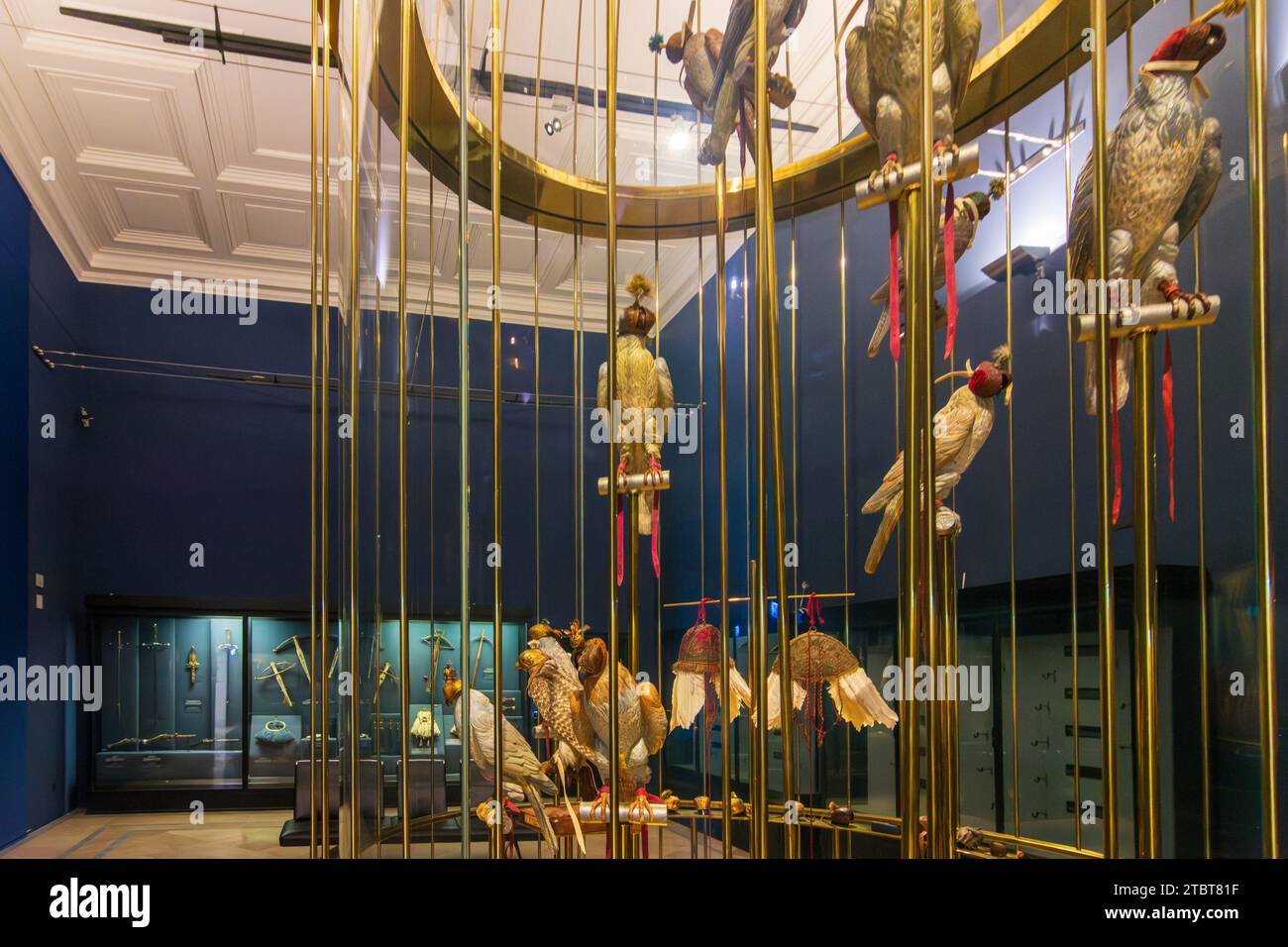 Vienna, caccia agli uccelli con esche nel museo Hofjagd- und Rüstkammer (Armeria imperiale, caccia di corte e camera dell'armeria) all'interno di Hofburg nel 01. Distretto città Vecchia, Austria Foto Stock