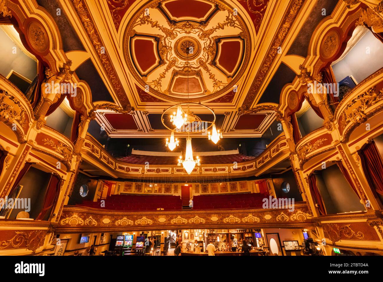 Inghilterra, Kent, Tunbridge Wells, Old Opera House, vista interna Foto Stock