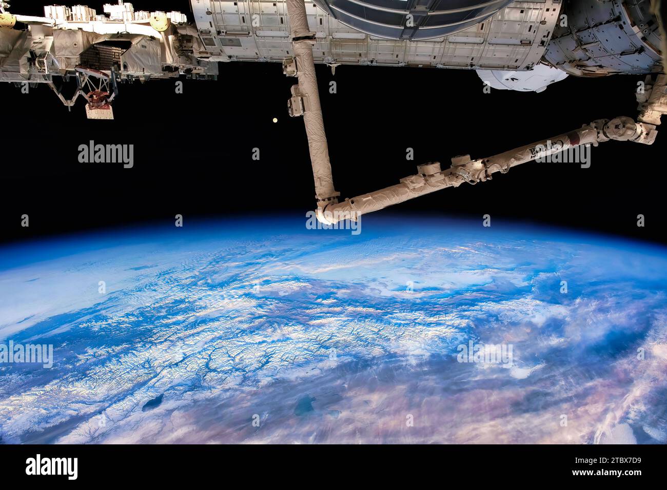 L'alba sulla Terra. Miglioramento digitale di un'immagine da parte della NASA Foto Stock