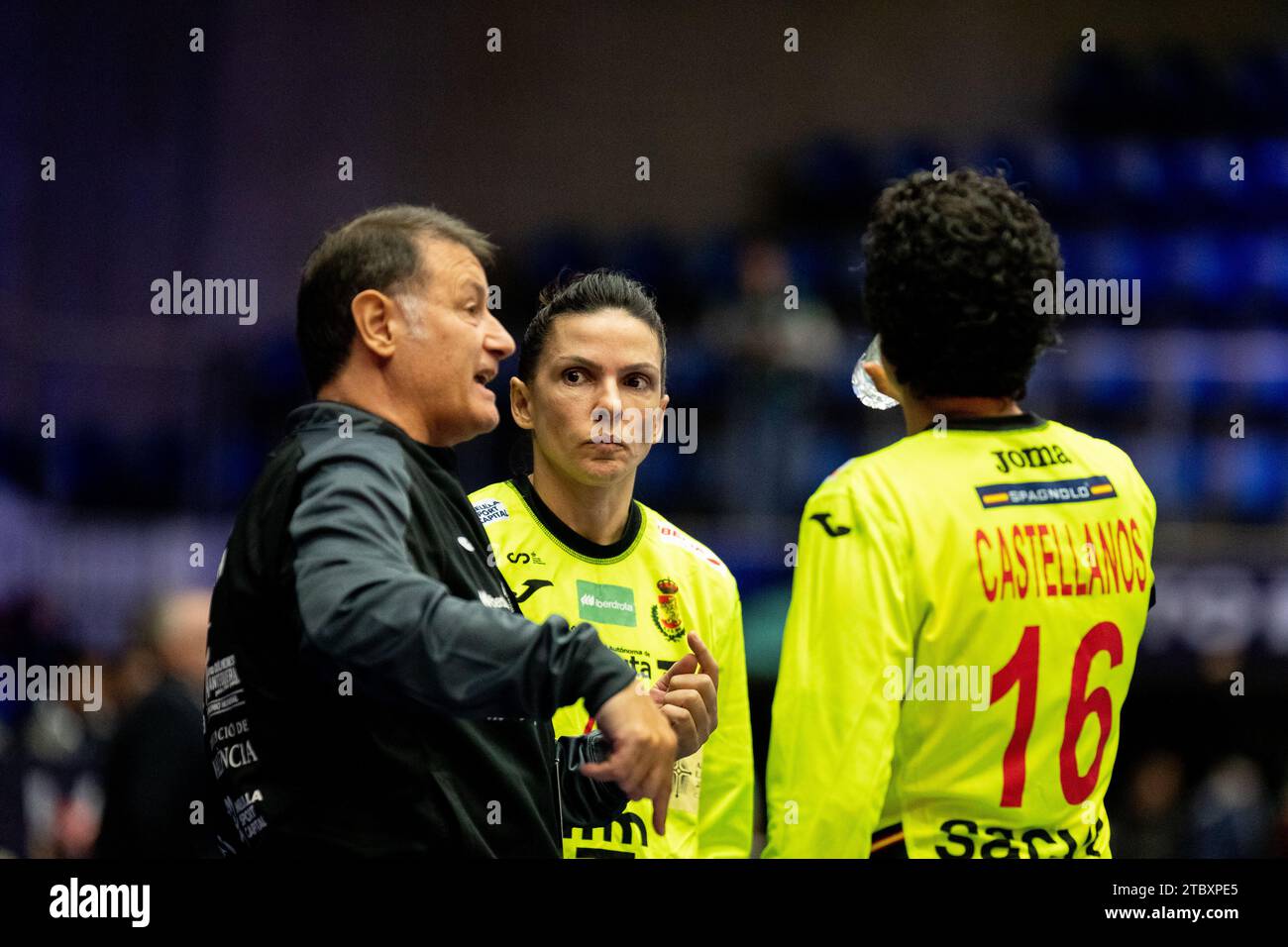 Frederikshavn, Danimarca. 8 dicembre 2023. Darly Zoqbi (48) è stato visto durante la partita IHF World Handball Championship 2023 tra Repubblica Ceca e Spagna all'Arena Nord di Frederikshavn. (Foto: Gonzales Photo/Alamy Live News Foto Stock