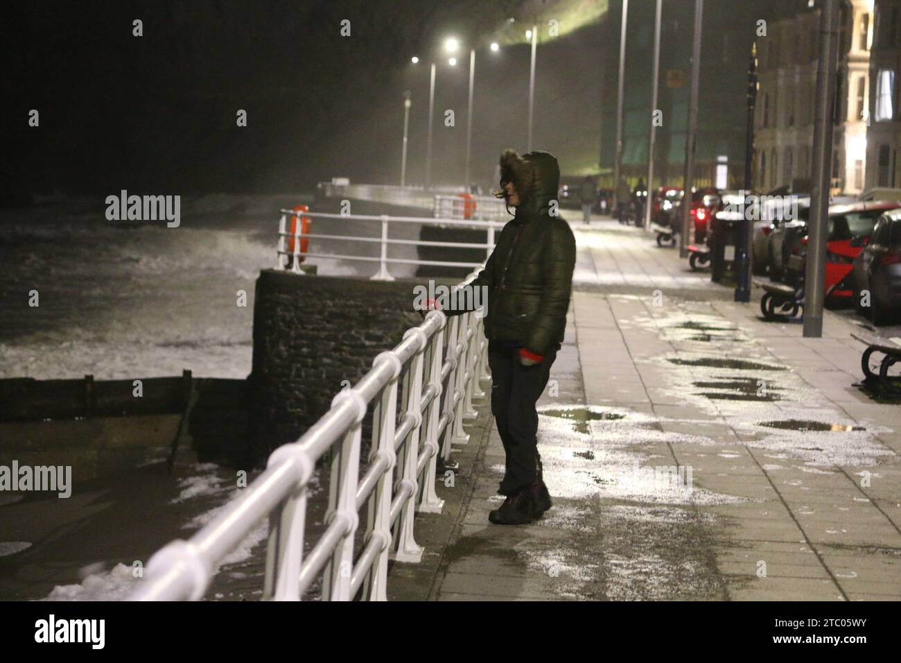 Aberystwyth Galles Regno Unito meteo 9 dicembre 2023. I venti della forza di Gale hanno colpito la costa occidentale del Regno Unito crediti: mike davies/Alamy Live News Foto Stock
