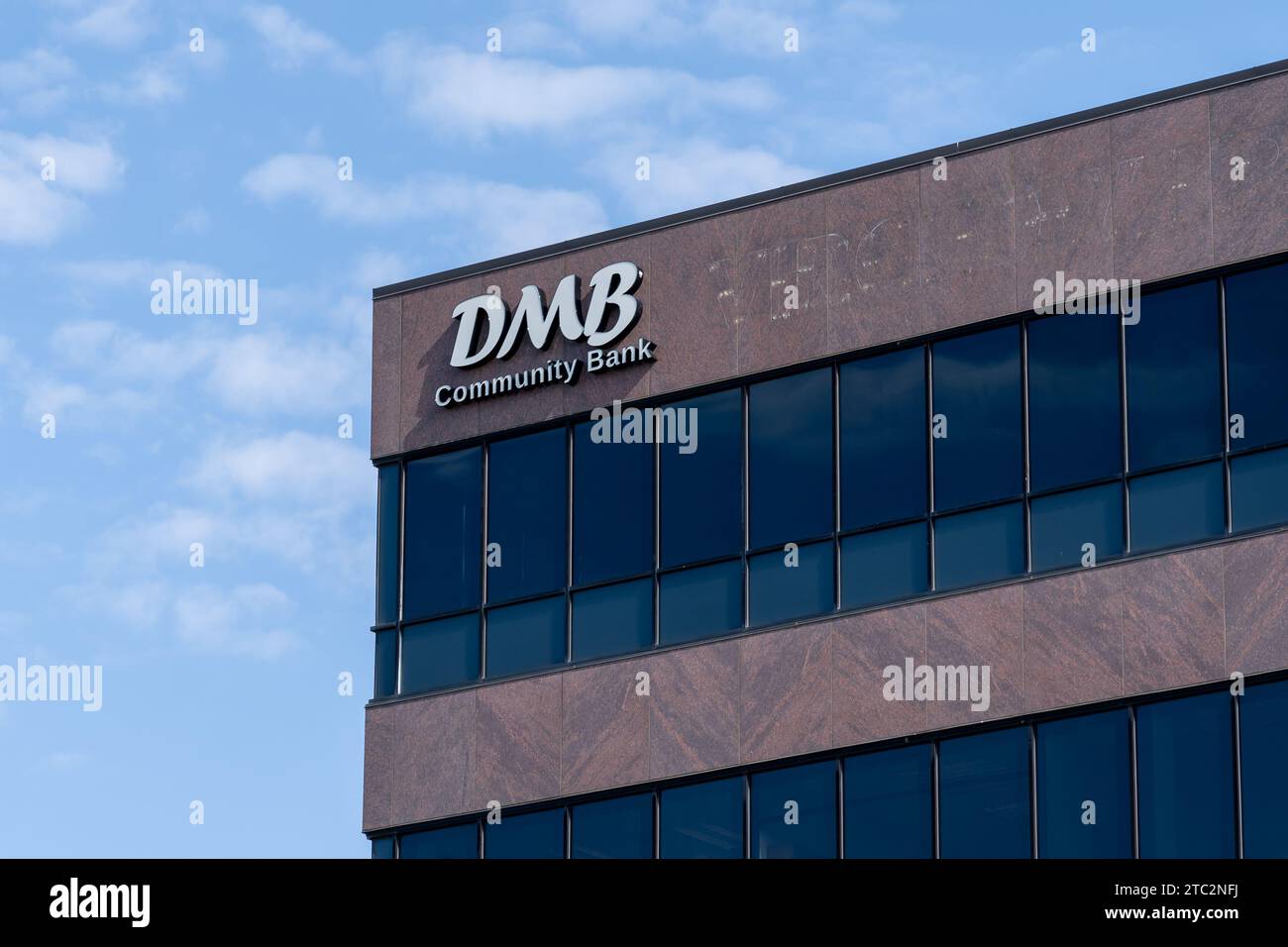 Edificio per uffici della DMB Community Bank presso Terrace CT a Madison, Wisconsin, Stati Uniti Foto Stock