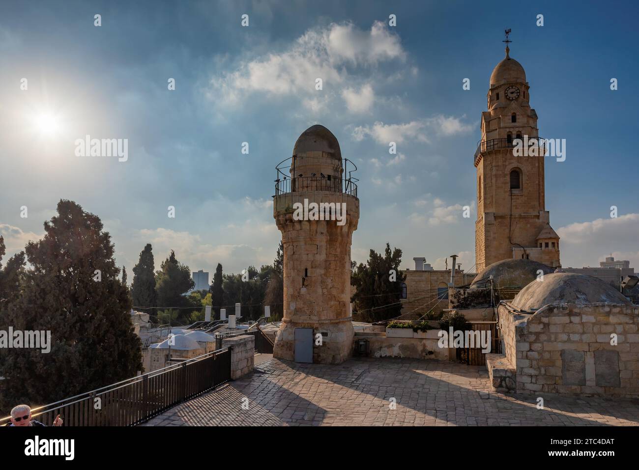 I campanili dell'Abbazia della Dormition al tramonto, vicino alla porta di Sion, alla città vecchia di Gerusalemme. Israele. Foto Stock