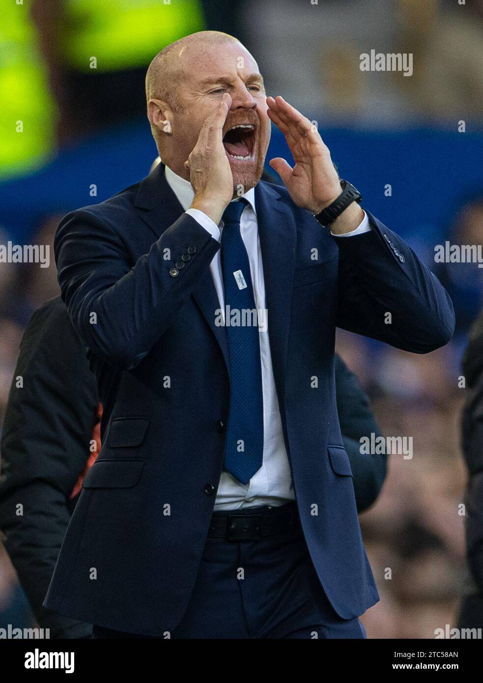 Liverpool. 10 dicembre 2023. L'allenatore dell'Everton, Sean Dyche, è stato visto durante la partita di Premier League inglese tra Everton e Chelsea a Liverpool, in Gran Bretagna, il 10 dicembre 2023. Crediti: Xinhua/Alamy Live News Foto Stock