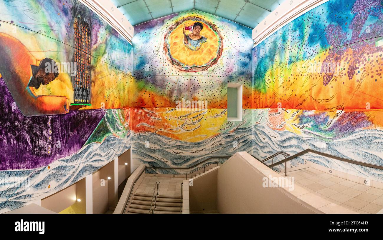 North Staircase at Tate Britain mural requiem, Tate Britain and the Tate Gallery a Millbank, Westminster, Londra, Inghilterra, Regno Unito. Foto Stock