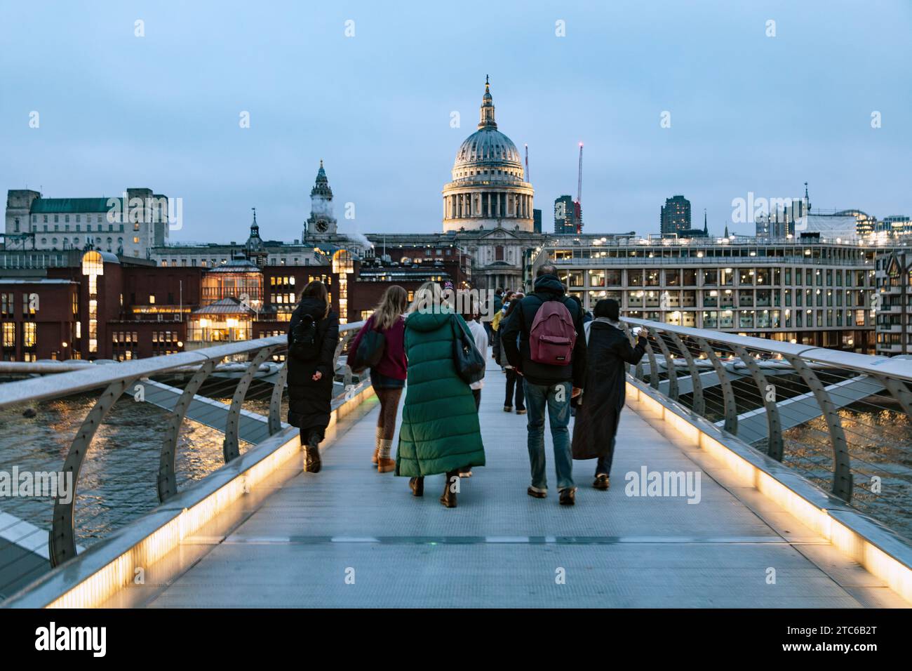 Millennium Bridge, Southwark, Londra, Inghilterra, Regno Unito. Foto Stock
