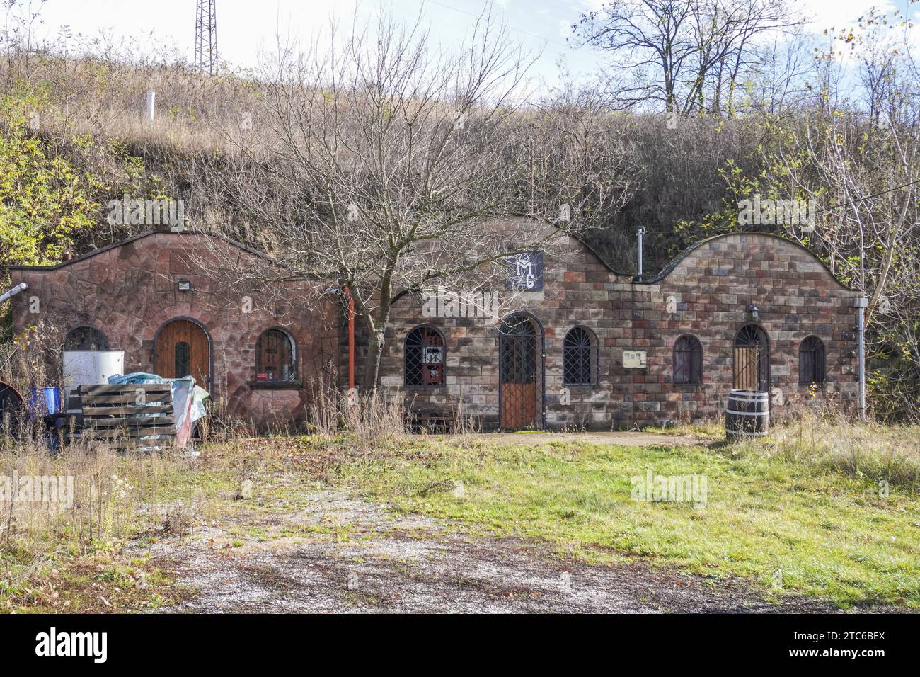 Le cantine vinicole si trovano a Bogacs, in Ungheria, l'8 novembre (foto di Michal Fludra/NurPhoto) Foto Stock