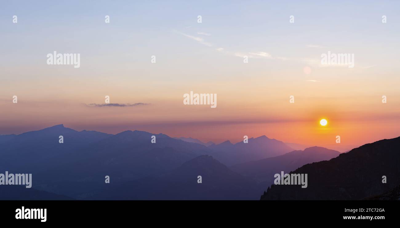 Tramonto dallo Zeigersattel a Nebelhorn, 2224 m, Alpi di Allgäu, Allgäu, Baviera, Germania, Europa Foto Stock