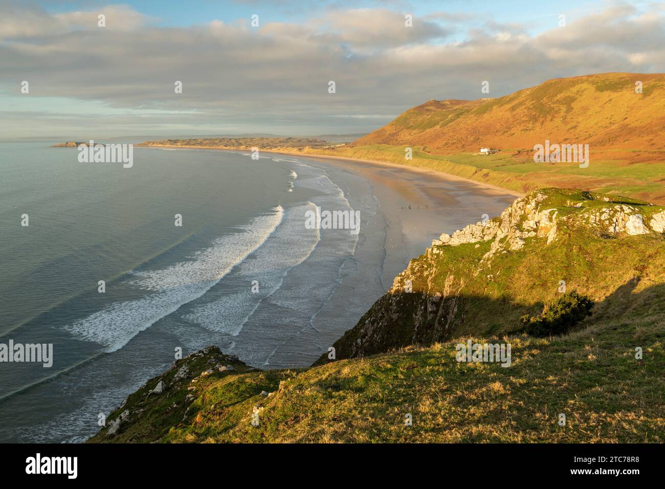 Splendida spiaggia di Rhossili Bay sulla penisola di Gower, Galles, Regno Unito. Inverno (gennaio) 2020. Foto Stock
