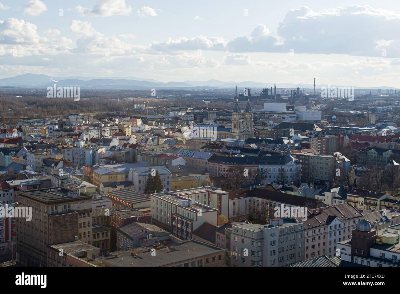 Skyline di Ostrava, vista dalla torre del municipio Foto Stock