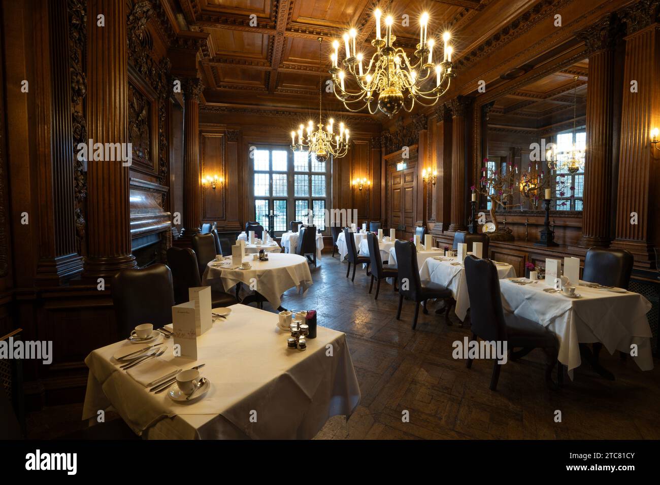 The Armada Restaurant nel Rhinefield House Hotel, The New Forest, Hampshire, Inghilterra, Regno Unito Foto Stock