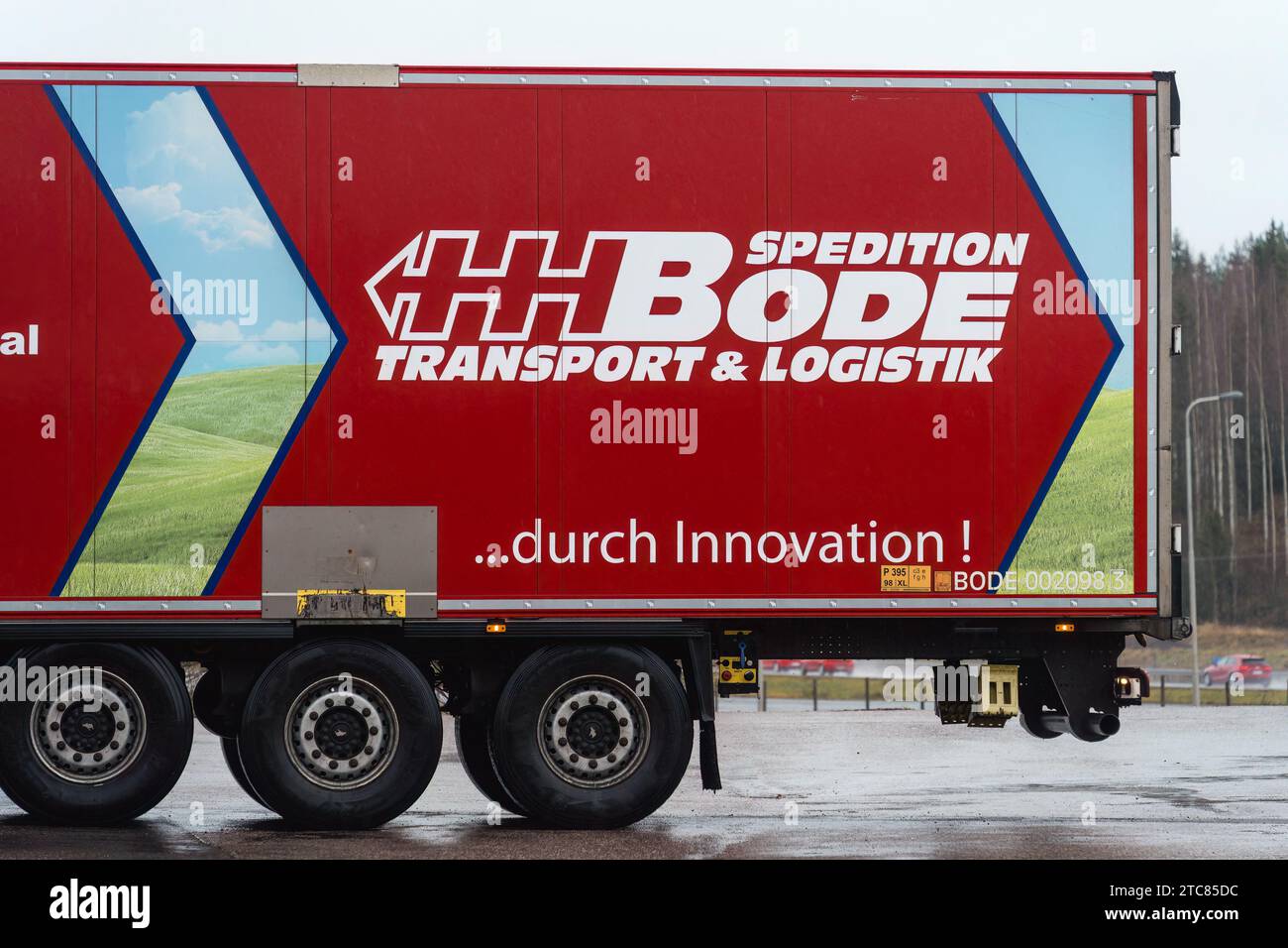Logo Spedition Bode su un trailer parcheggiato a Mäntsälä, Finlandia. 12 novembre 2023. Foto Stock