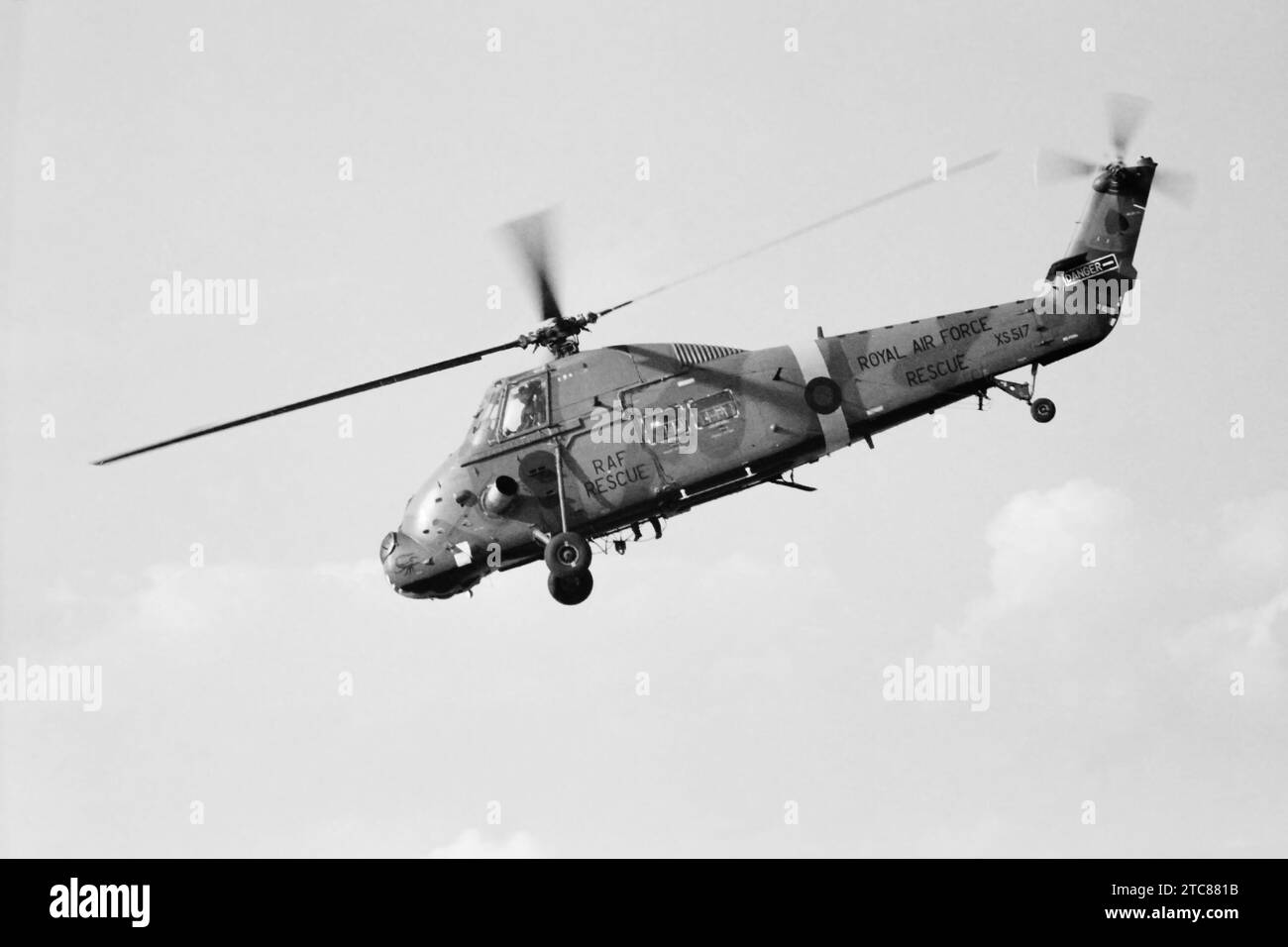 Elicottero di salvataggio Westland Wessex HC5C, XS517 Ace of Spades, sul No84 Squadron. Royal Air Force Akrotiri Cyprus, Open Day, 1984. bianco e nero, monocromatico, diapositiva, scansione, negativo Foto Stock