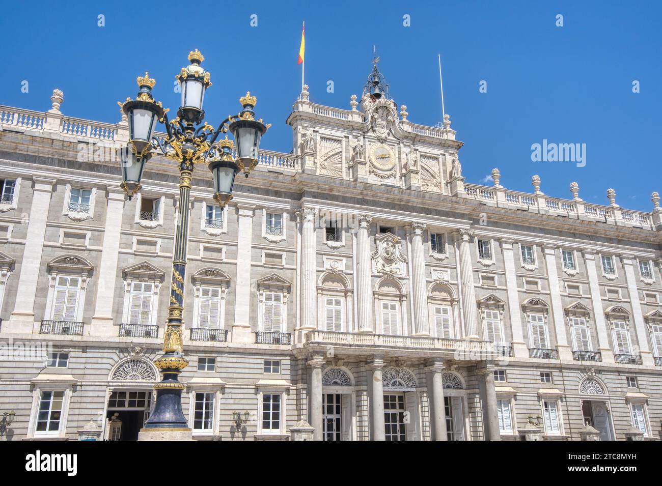 Facciata dello storico Palazzo reale di Madrid, Spagna Foto Stock
