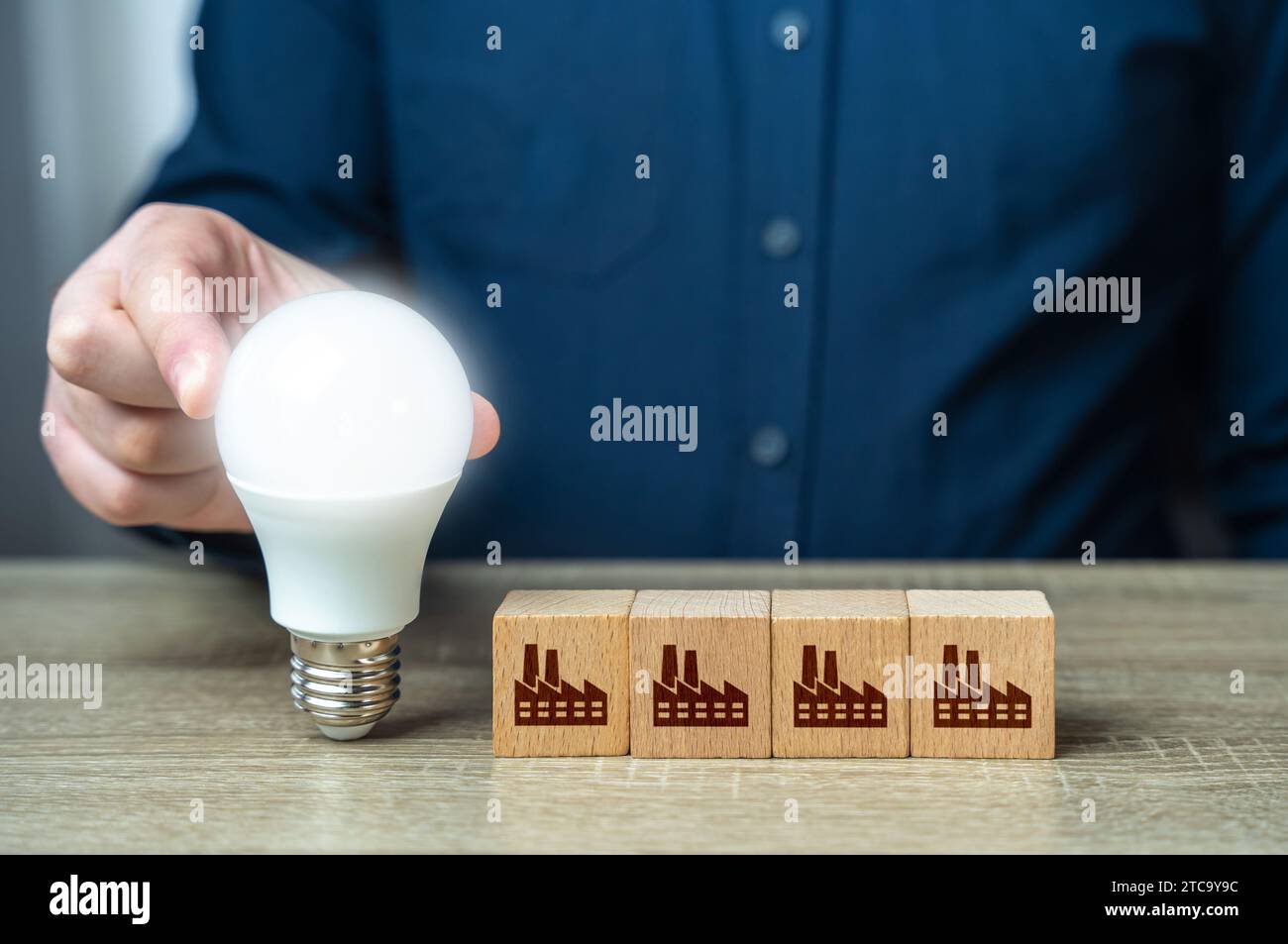 Fonti di energia affidabili per l'industria. Innovazione e tecnologia per l'economia industriale. Produzione e produzione di energia elettrica. Quarta R. Industriale Foto Stock