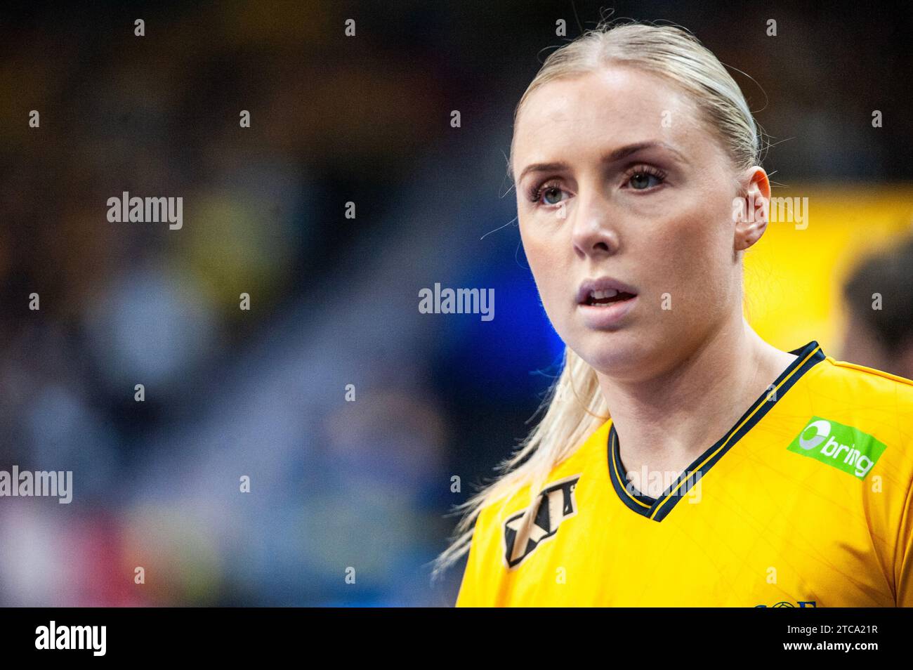 Gothenburg, Svezia. 11 dicembre 2023. Mathilda Lundström di Svezia durante la partita del campionato mondiale di pallamano femminile IHF 2023 tra Montenegro e Svezia l'11 dicembre 2023. Credito: PS Photo / Alamy Live News Foto Stock