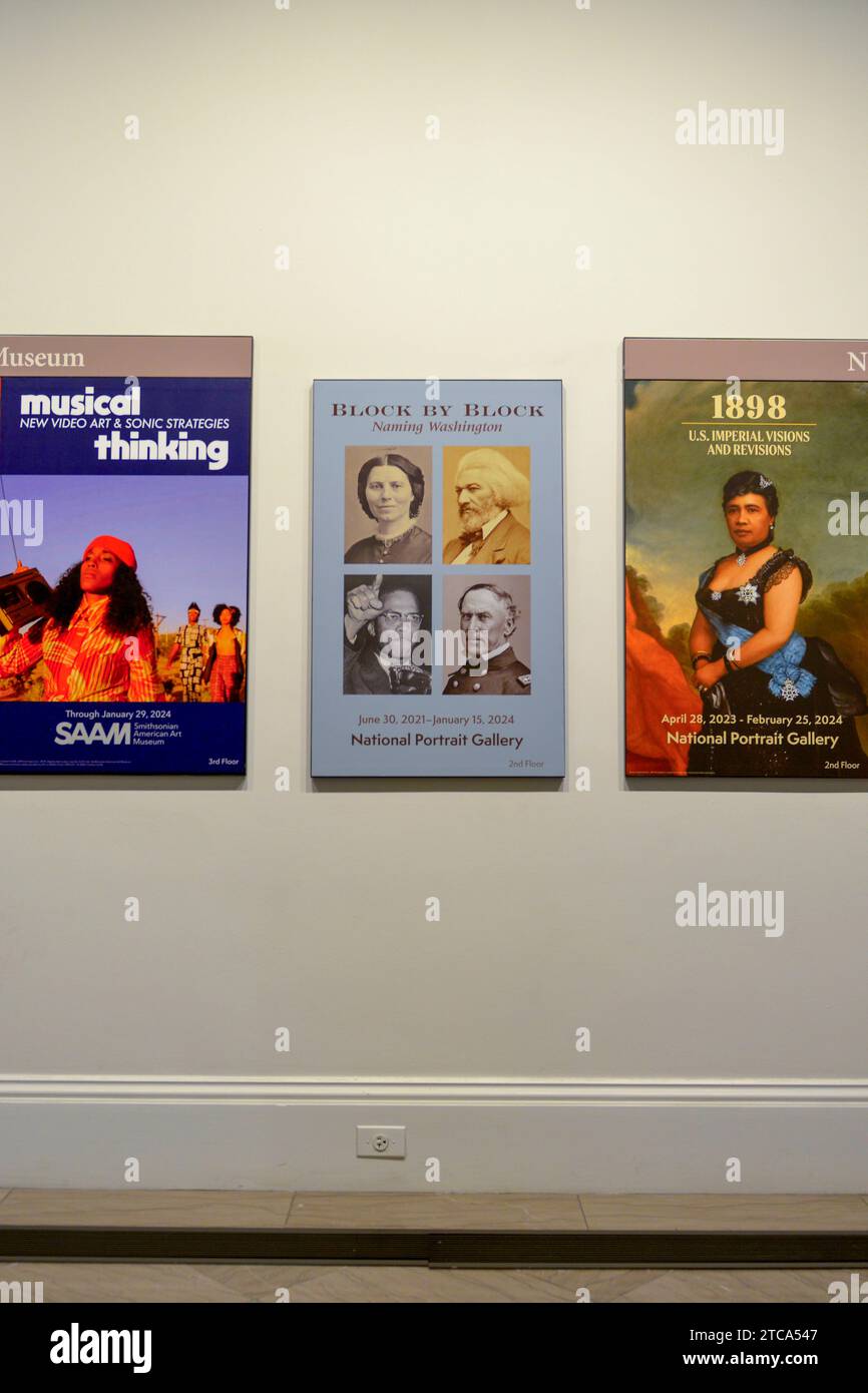 Poster espositivi all'interno dello Smithsonian American Art Museum di Washington DC Foto Stock